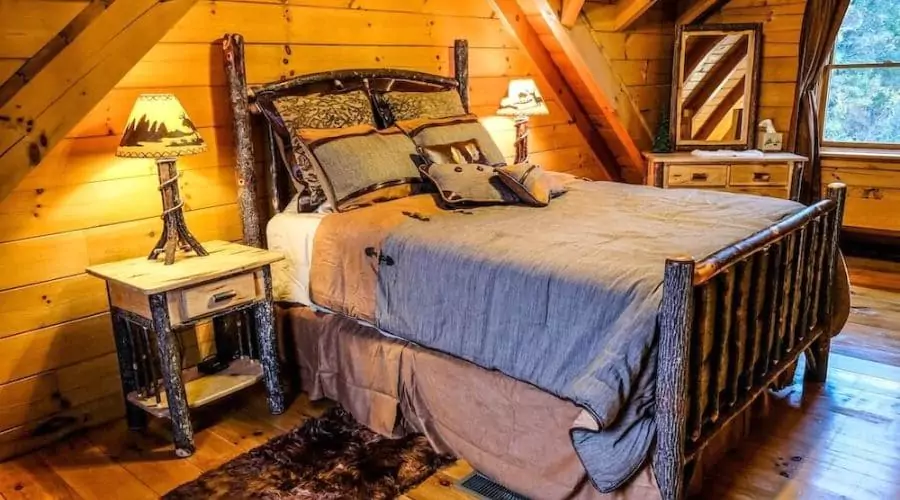 Deer Creek Luxury Cabin