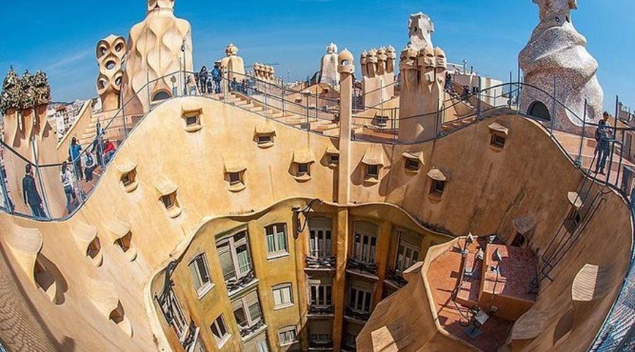 Casa Batlló and Casa Milà (La Pedrera)