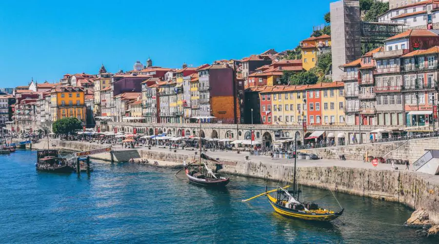 Essential pointers for an unforgettable journey to Porto, Portugal, by flight