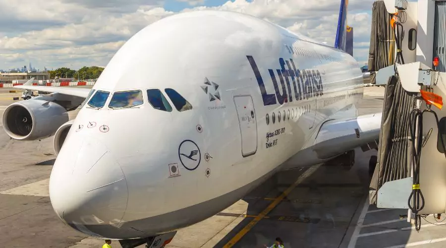 Why is Lufthansa the best flight to Philadelphia? 