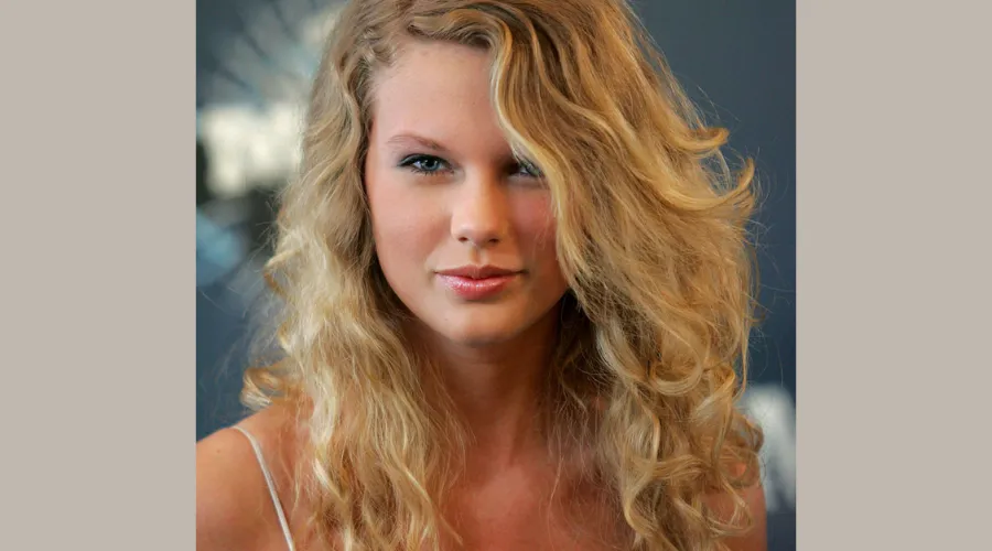 Taylor Swift, 2006
