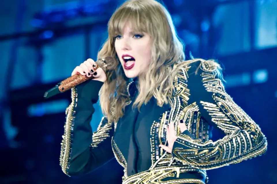 Taylor Swift Concert In Denver