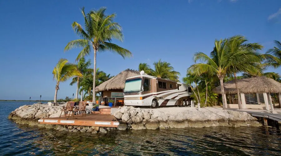 Modern Waterfront RV 