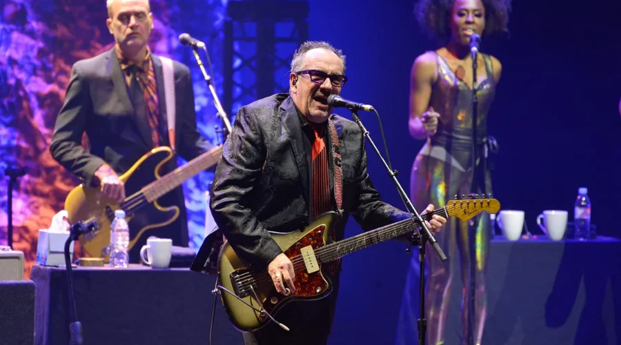 elvis costello tour